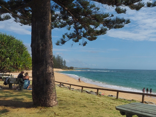 Moffat Beach Park