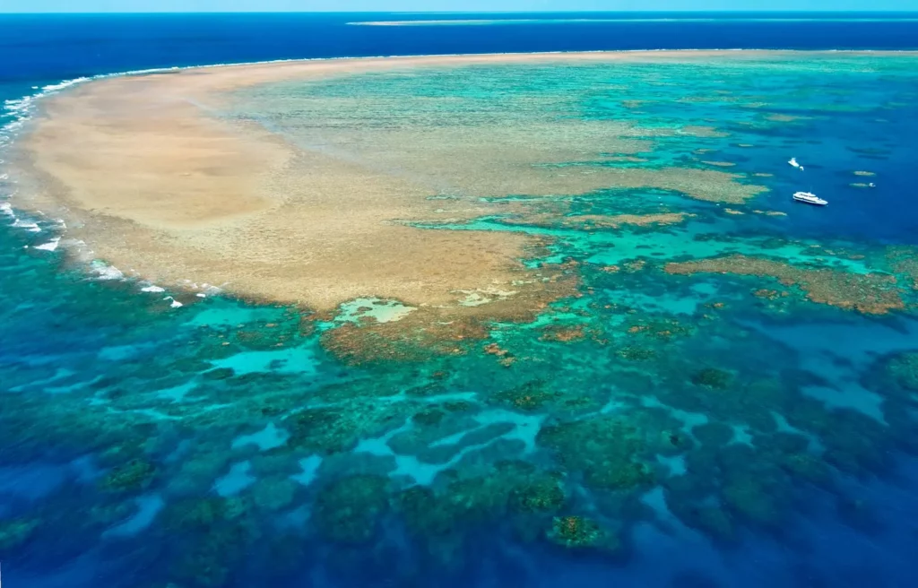 view-Great-Barrier-Reef-Australia-coast