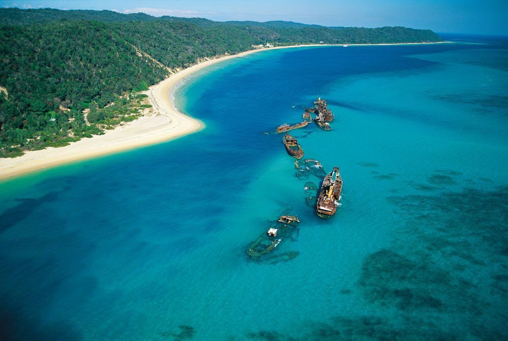 tangalooma-wrecks-moreton-island